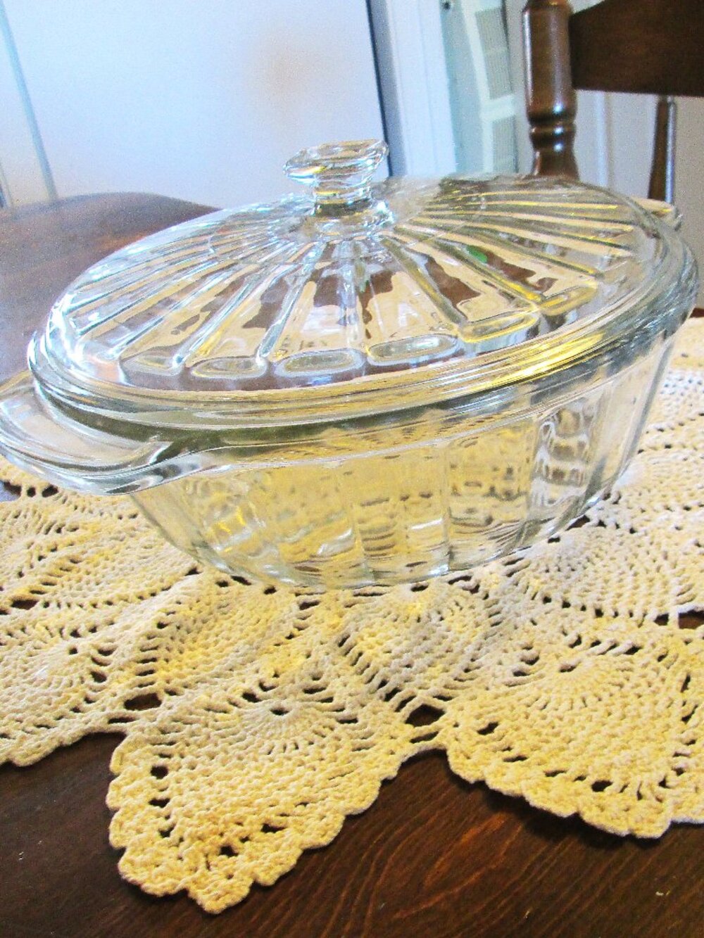 Vtg Ovenware 2 qt Anchor Hocking ribbed clear glass design with nobbed ribbed li
